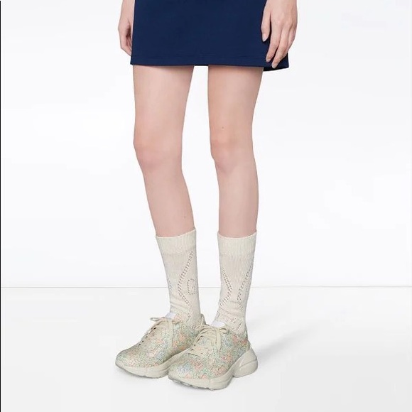 🌈🌈🌈GUCCI x LIBERTY floral sneakers. Size 37 - Picture 2 of 7